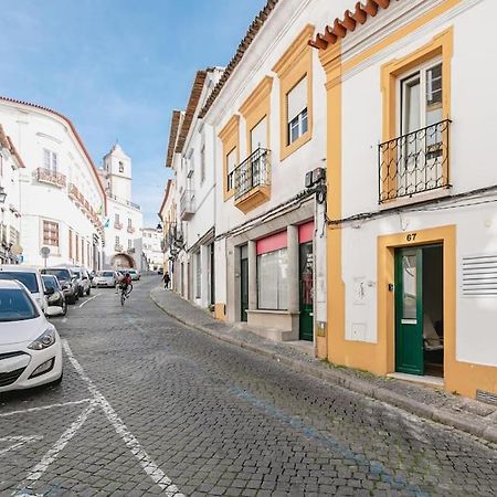 Home Near Evora'S Main Square With Private Terrace Eksteriør billede