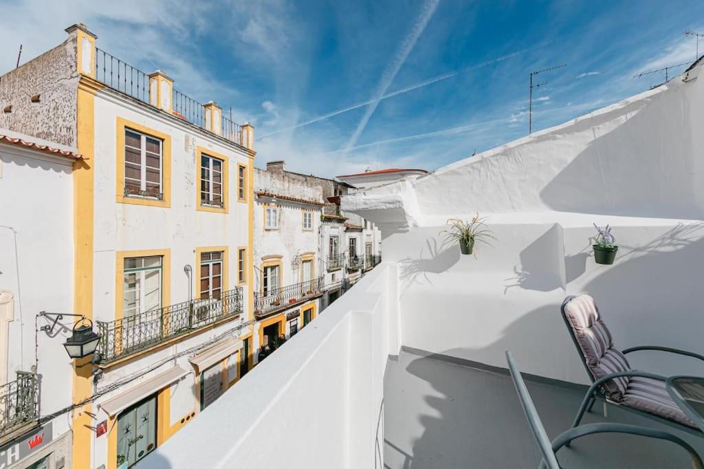 Home Near Evora'S Main Square With Private Terrace Eksteriør billede