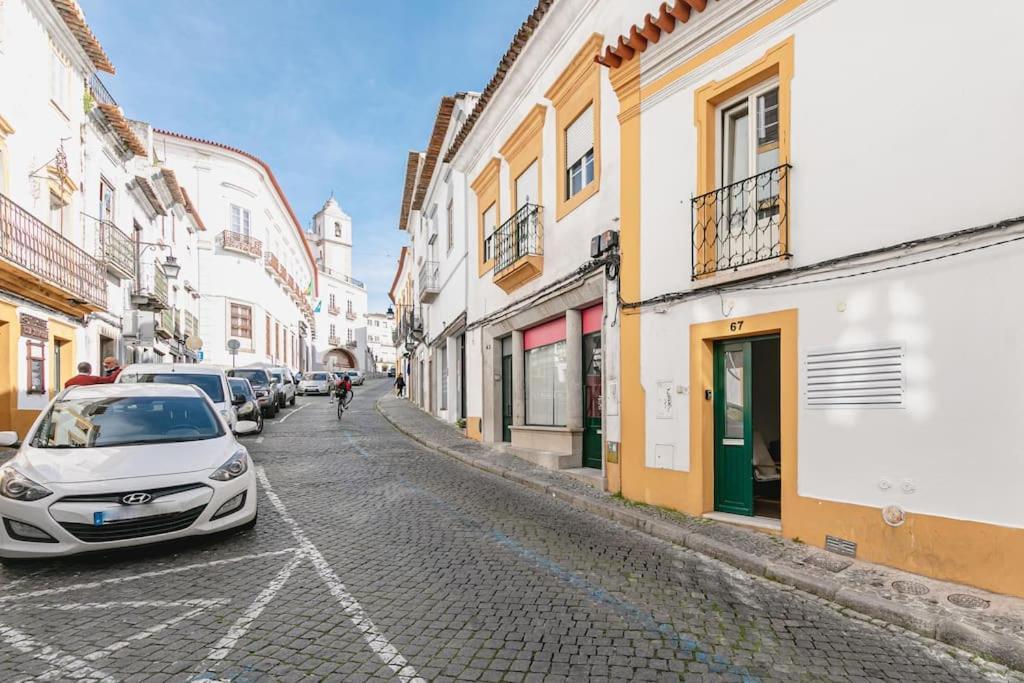 Home Near Evora'S Main Square With Private Terrace Eksteriør billede